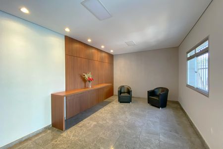 Apartamento à venda com 65m², 2 quartos e 1 vaga Apartamento à venda com 65m², 2 quartos e 1 vagaÁrea comum - Hall