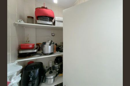 Apartamento à venda com 65m², 2 quartos e 1 vaga Apartamento à venda com 65m², 2 quartos e 1 vagaDespensa