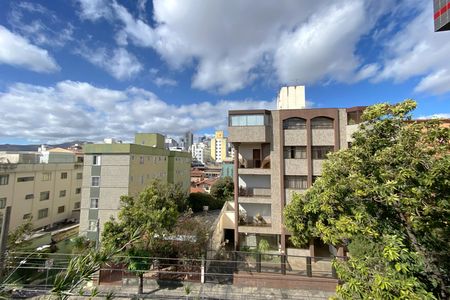 Apartamento à venda com 65m², 2 quartos e 1 vaga Apartamento à venda com 65m², 2 quartos e 1 vagaVista da Suíte