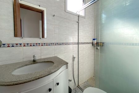 Apartamento à venda com 65m², 2 quartos e 1 vaga Apartamento à venda com 65m², 2 quartos e 1 vagaBanheiro