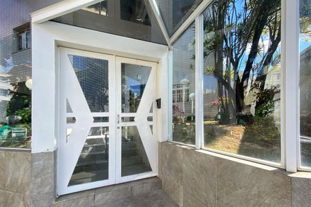 Apartamento à venda com 65m², 2 quartos e 1 vaga Apartamento à venda com 65m², 2 quartos e 1 vagaFachada