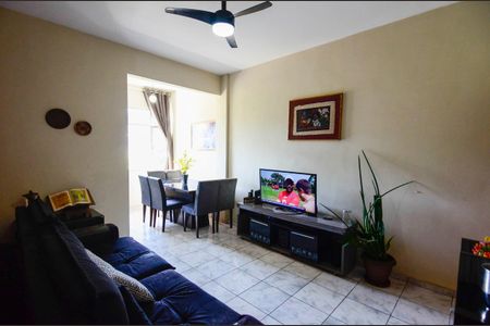 Apartamento à venda com 90m², 3 quartos e 1 vagaSala