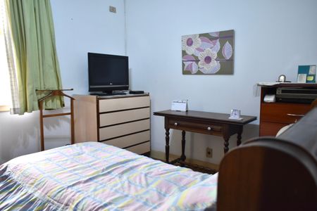 Casa à venda com 150m², 3 quartos e 4 vagas Casa à venda com 150m², 3 quartos e 4 vagasQuarto 2