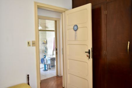 Casa à venda com 150m², 3 quartos e 4 vagas Casa à venda com 150m², 3 quartos e 4 vagasQuarto 3