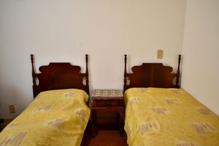 Casa à venda com 150m², 3 quartos e 4 vagas Casa à venda com 150m², 3 quartos e 4 vagasQuarto 3