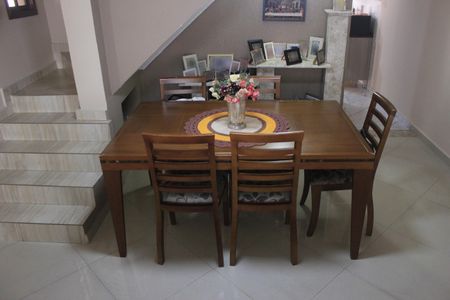 Sala de casa à venda com 3 quartos, 220m² em Jardim Scyntila, Guarulhos