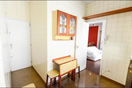 Apartamento à venda com 100m², 3 quartos e 2 vagasCozinha