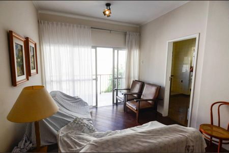 Apartamento à venda com 100m², 3 quartos e 2 vagasSala