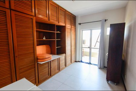 Apartamento à venda com 100m², 3 quartos e 2 vagasQuarto 2