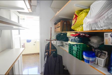 Apartamento à venda com 100m², 3 quartos e 2 vagasQuarto de Serviço