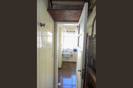 Apartamento à venda com 100m², 3 quartos e 2 vagasBanheiro de Serviço