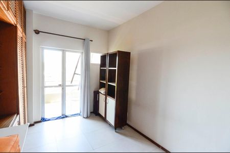Apartamento à venda com 100m², 3 quartos e 2 vagasQuarto 2