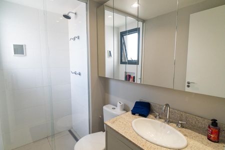 Apartamento à venda com 90m², 3 quartos e 1 vaga Apartamento à venda com 90m², 3 quartos e 1 vagaBanheiro da Suíte