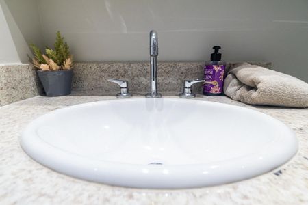 Apartamento à venda com 90m², 3 quartos e 1 vaga Apartamento à venda com 90m², 3 quartos e 1 vagaBanheiro Social Detalhe