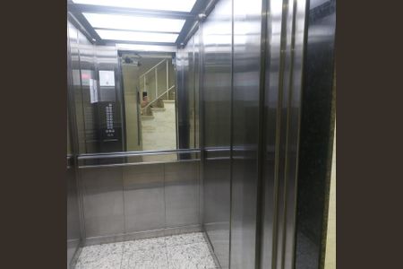 ELEVADOR de apartamento à venda com 2 quartos, 81m² em Mooca, São Paulo