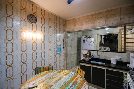 Casa para alugar com 255m², 3 quartos e 2 vagasCozinha