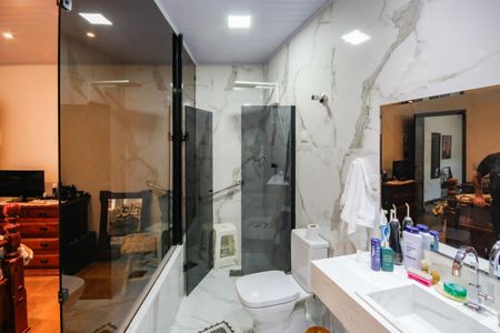 Casa para alugar com 255m², 3 quartos e 2 vagasBanheiro da Suíte 2