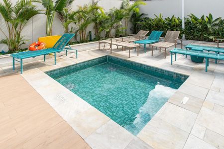 Apartamento à venda com 81m², 2 quartos e 2 vagasÁrea comum - Piscina