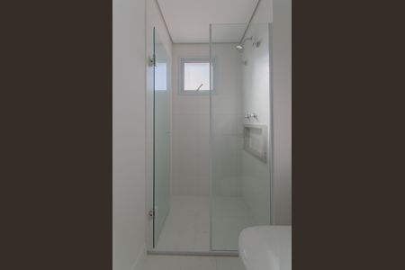 Apartamento à venda com 81m², 2 quartos e 2 vagasBanheiro da Suíte