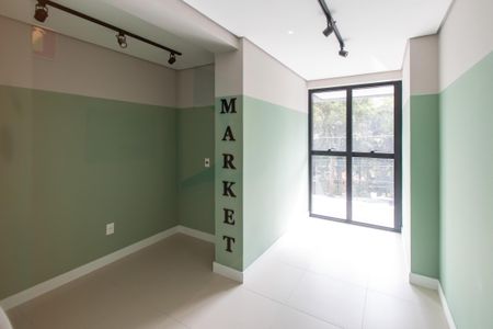 Apartamento à venda com 81m², 2 quartos e 2 vagasÁrea comum - Mercado