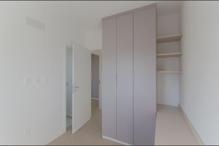 Apartamento à venda com 81m², 2 quartos e 2 vagasQuarto