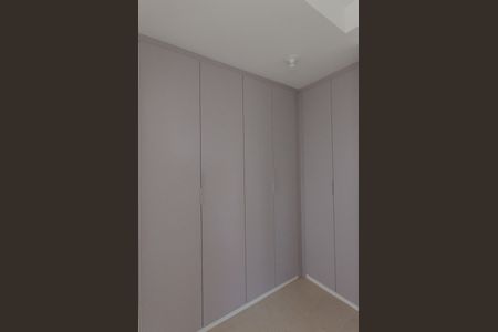 Apartamento à venda com 81m², 2 quartos e 2 vagasSuíte