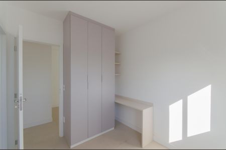 Apartamento à venda com 81m², 2 quartos e 2 vagasQuarto