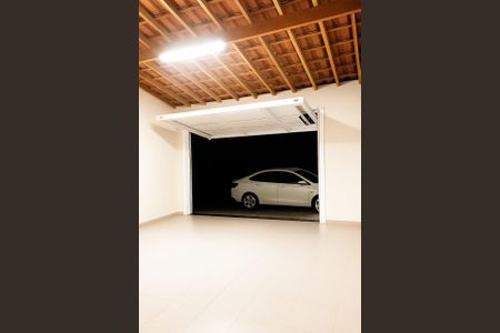 Garagem de casa para alugar com 2 quartos, 150m² em Nova Mirim, Praia Grande