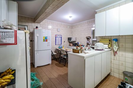 Casa para alugar com 218m², 4 quartos e 1 vagaCozinha