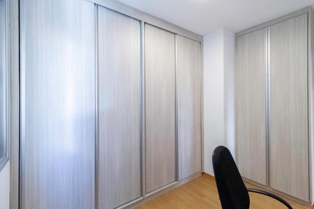 Apartamento à venda com 84m², 3 quartos e 2 vagasQuarto 2