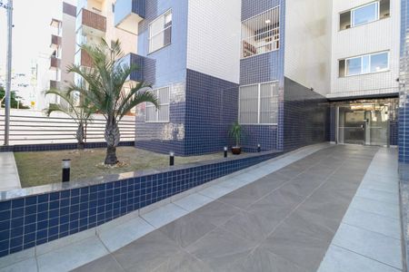Apartamento à venda com 84m², 3 quartos e 2 vagasEntrada