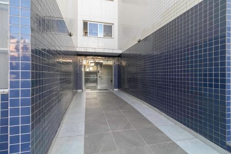 Apartamento à venda com 84m², 3 quartos e 2 vagasEntrada