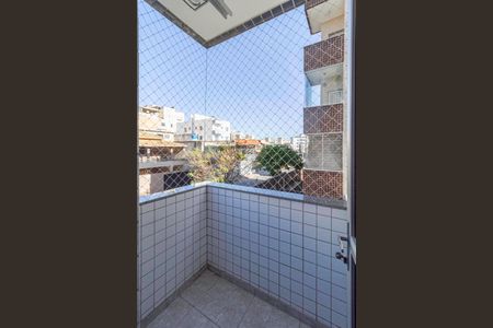 Apartamento à venda com 84m², 3 quartos e 2 vagasVaranda da suíte