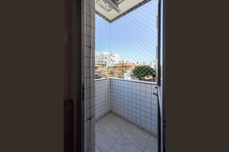 Apartamento à venda com 84m², 3 quartos e 2 vagasVaranda da suíte