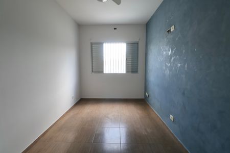 Quarto de apartamento para alugar com 2 quartos, 70m² em Jardim Santa Maria, Guarujá