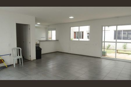 Apartamento para alugar com 40m², 2 quartos e 1 vaga Apartamento para alugar com 40m², 2 quartos e 1 vagaÁrea comum - Salão de Festa 1