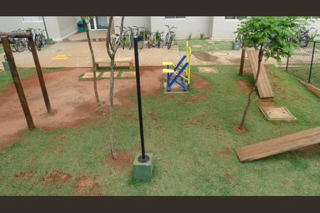 Apartamento para alugar com 40m², 2 quartos e 1 vaga Apartamento para alugar com 40m², 2 quartos e 1 vagaÁrea comum - Playground