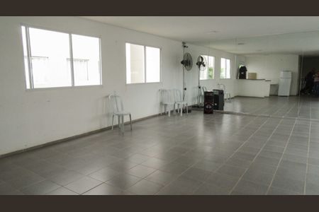 Apartamento para alugar com 40m², 2 quartos e 1 vaga Apartamento para alugar com 40m², 2 quartos e 1 vagaÁrea comum - Salão de Festa 2