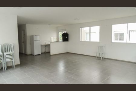 Apartamento para alugar com 40m², 2 quartos e 1 vaga Apartamento para alugar com 40m², 2 quartos e 1 vagaÁrea comum - Salão de Festa 2