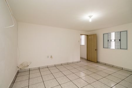 Casa para alugar com 55m², 1 quarto e sem vaga Casa para alugar com 55m², 1 quarto e sem vagaQuarto
