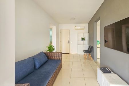 Apartamento para alugar com 67m², 2 quartos e 2 vagasSala