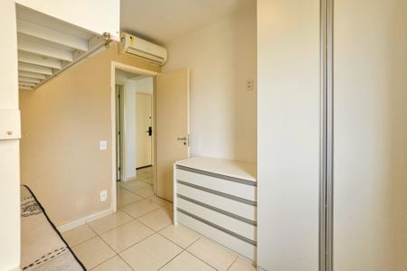 Apartamento para alugar com 67m², 2 quartos e 2 vagasQuarto 