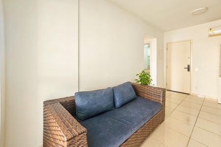 Apartamento para alugar com 67m², 2 quartos e 2 vagasSala