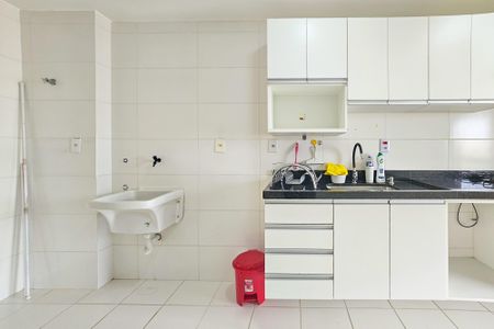 Apartamento para alugar com 67m², 2 quartos e 2 vagasCozinha