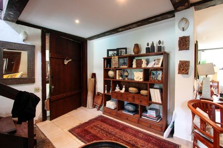 Casa de condomínio para alugar com 560m², 4 quartos e 4 vagasSala