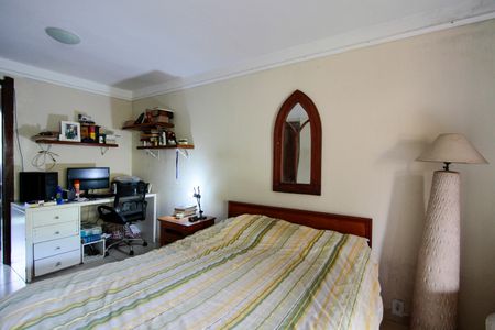 Casa de condomínio para alugar com 560m², 4 quartos e 4 vagasSuíte 3