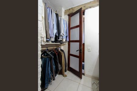 Casa de condomínio para alugar com 560m², 4 quartos e 4 vagasCloset Suíte 4
