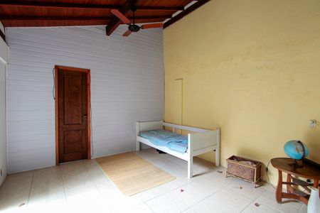 Casa de condomínio para alugar com 560m², 4 quartos e 4 vagasQuarto de Serviço