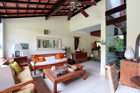 Casa de condomínio para alugar com 560m², 4 quartos e 4 vagasSala 2