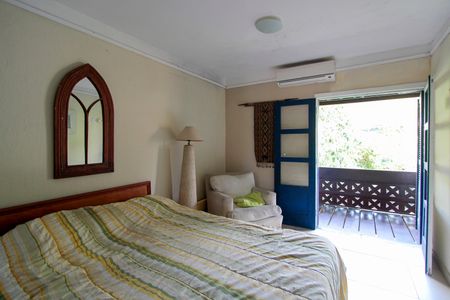 Casa de condomínio para alugar com 560m², 4 quartos e 4 vagasSuíte 3